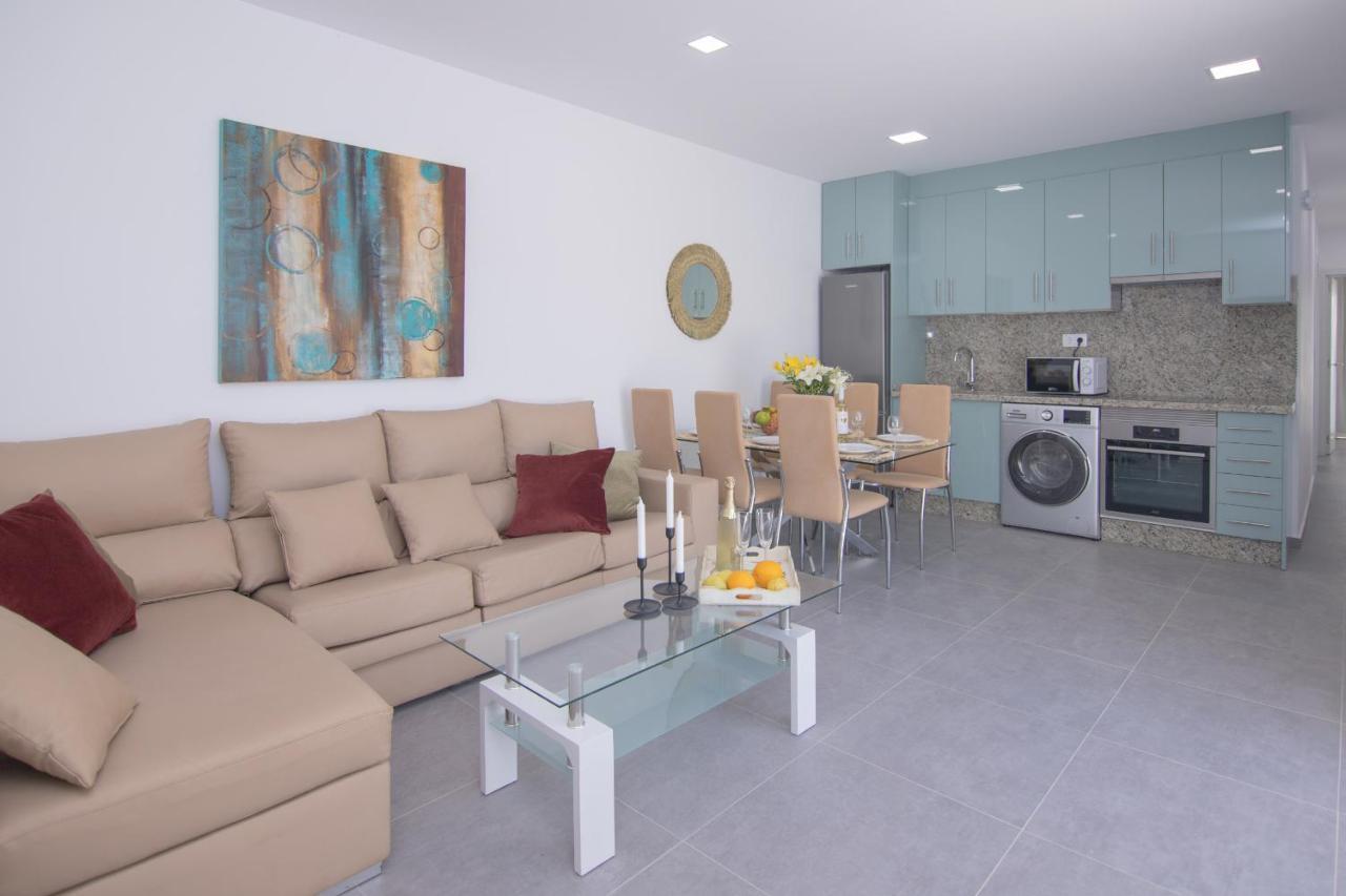 Apartment Family 6 Beachfront Corralejo By Holidays Home ภายนอก รูปภาพ